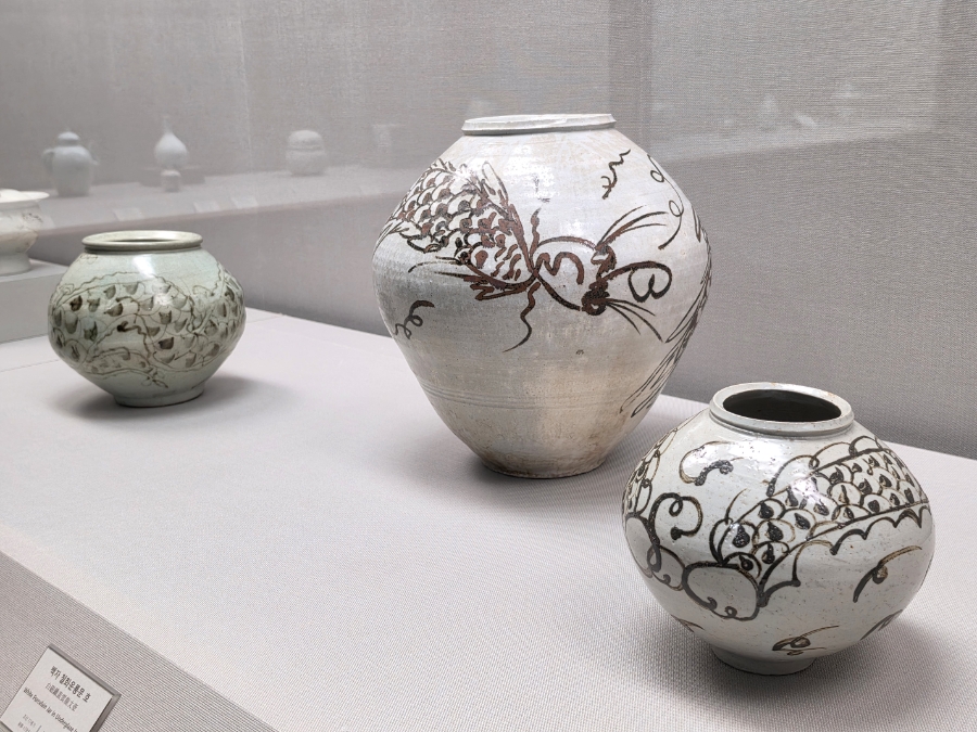 Traditional Korean ceramic jars displayed at Horim Museum