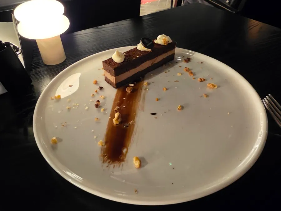 Chocolate dessert served at Flatnine Gangnam