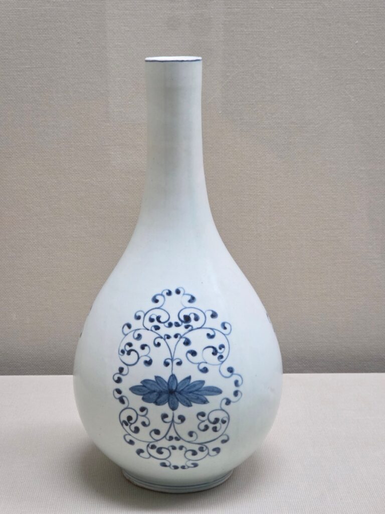 Joseon blue-and-white porcelain bottle with floral design