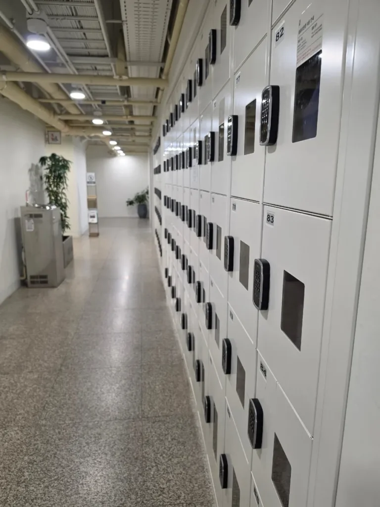Free lockers at Seoul Museum of Craft Art in Seoul