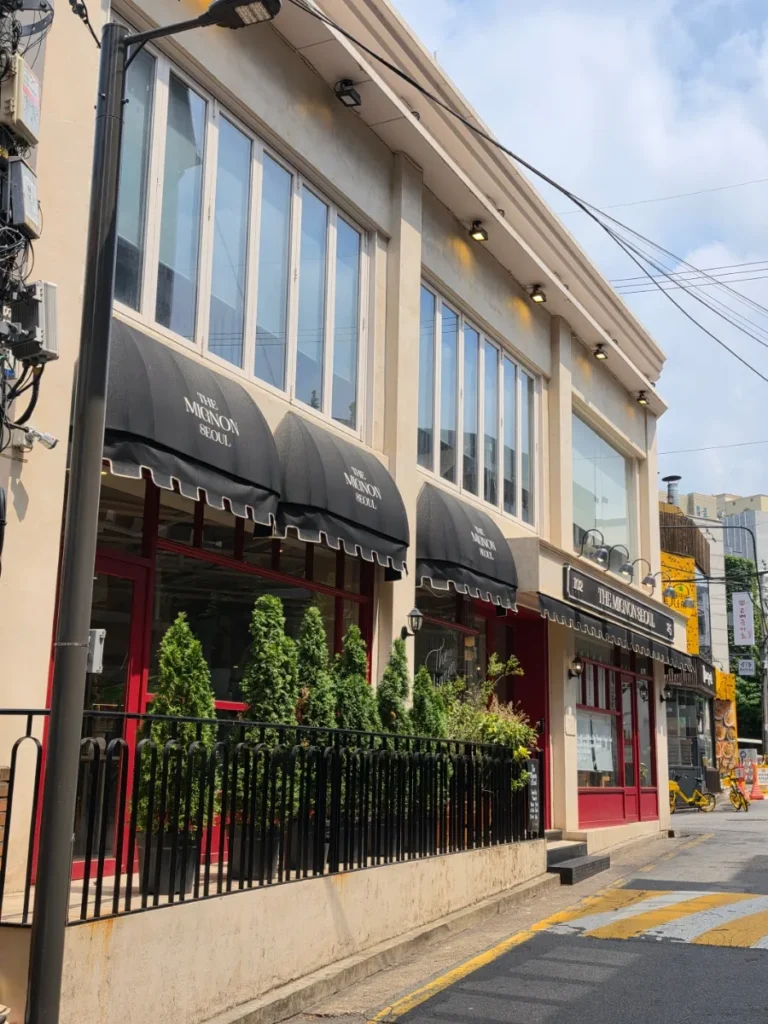The Mignon Seoul brunch restaurant near Gangnam Station